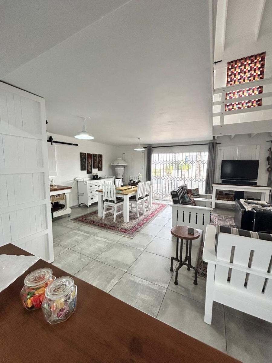 3 Bedroom Property for Sale in Britannia Bay Western Cape